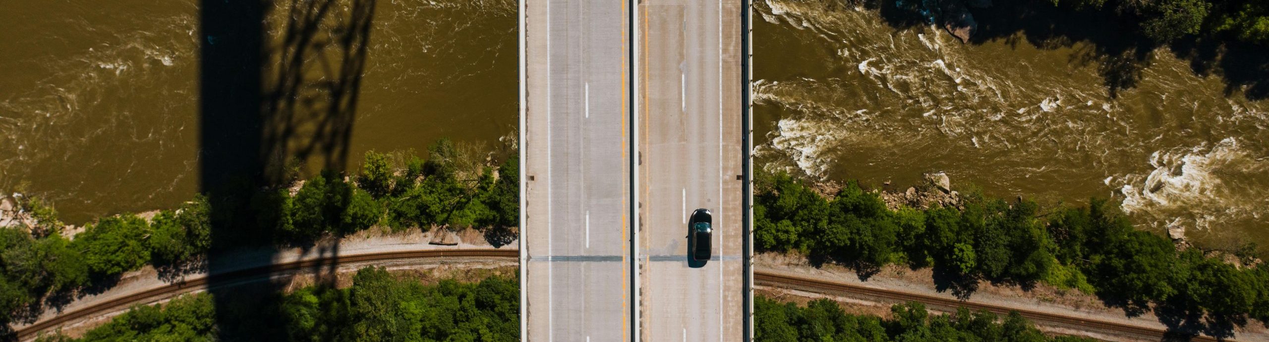 West Virginia auto shipping transports your vehicle across scenic bridges and highways. 